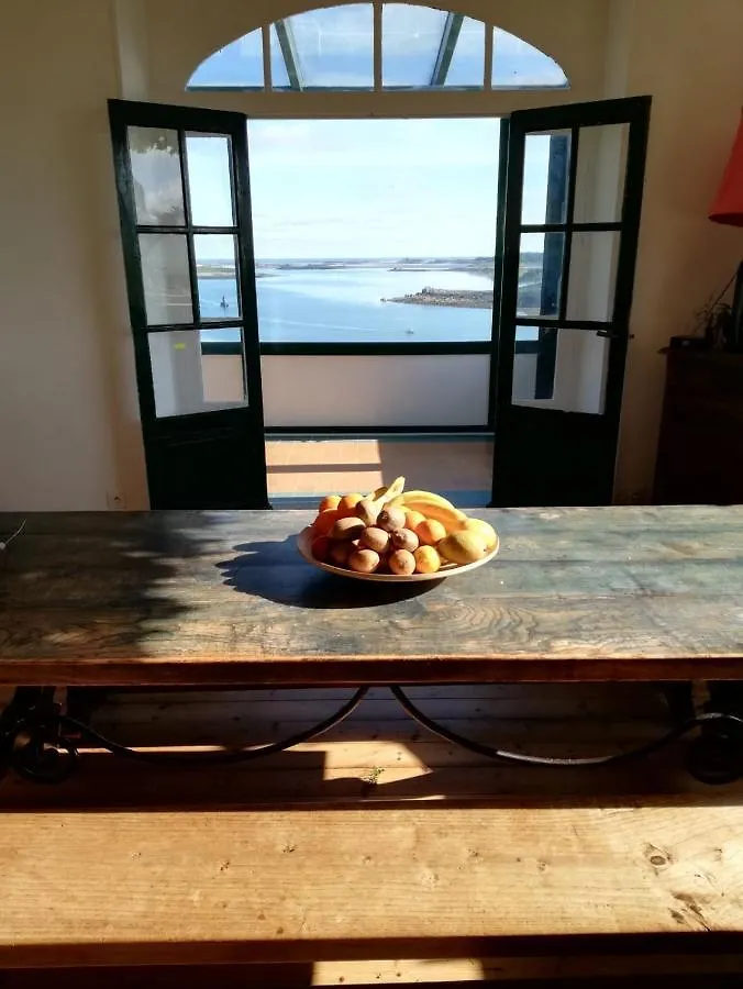 Ker Huella - Superbe Vue Mer Et Acces Plage Prive Saint-Pabu  Holiday home