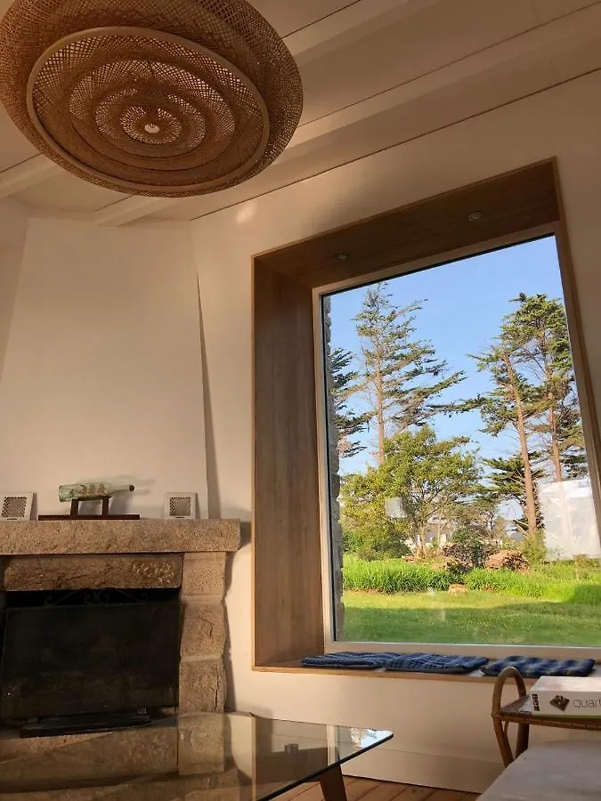 Ker Huella - Superbe Vue Mer Et Acces Plage Prive Saint-Pabu  Holiday home