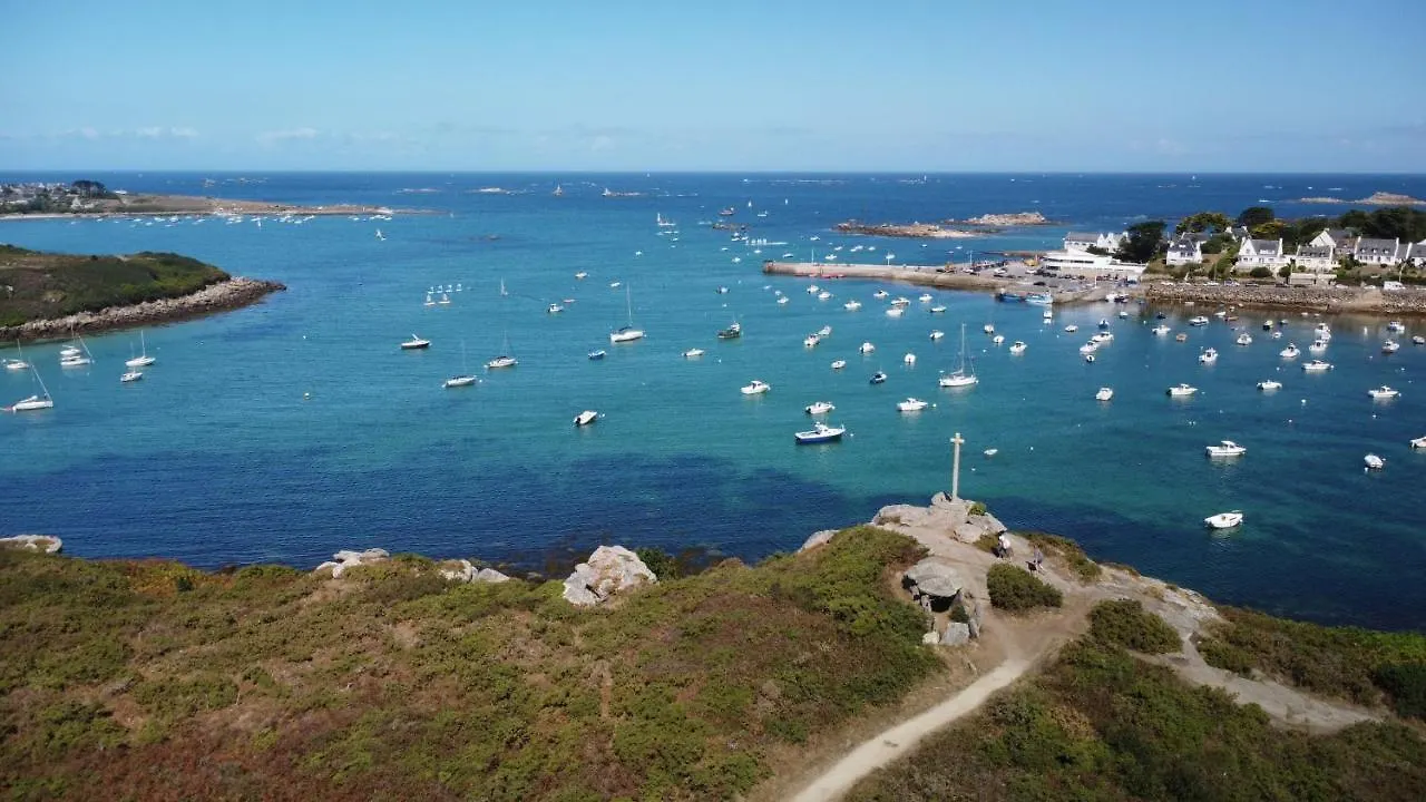 Ker Huella - Superbe Vue Mer Et Acces Plage Prive Saint-Pabu  Holiday home Saint-Pabu (Finistere)